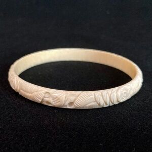 Vintage Carved Ivory-Tone Resin - Island Style Bangle Bracelet, 1970s